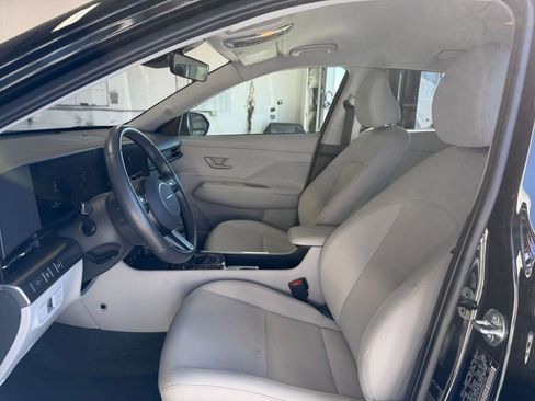Used 2025 Hyundai Kona SEL image 27