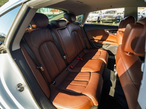 Used 2014 Audi A7 TDI Prestige w/ Prestige Package image 31
