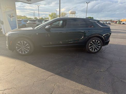Used 2024 Cadillac Lyriq Sport AWD/4WD image 1