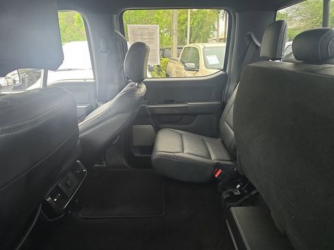 Used 2022 Ford F150 XLT w/ Equipment Group 302A High image 11