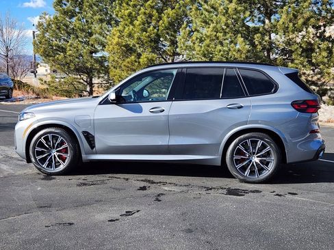 New 2026 BMW X5 xDrive50e AWD/4WD image 2