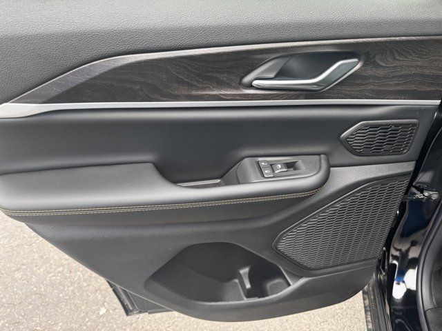 New 2026 Jeep Grand Cherokee Limited AWD/4WD image 19