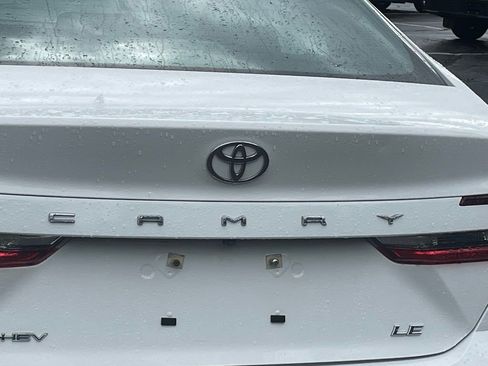 Used 2025 Toyota Camry LE image 15