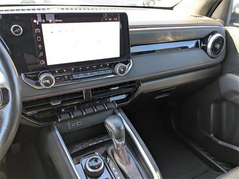 Used 2023 Chevrolet Colorado Z71 w/ Z71 Convenience Package 2 image 23