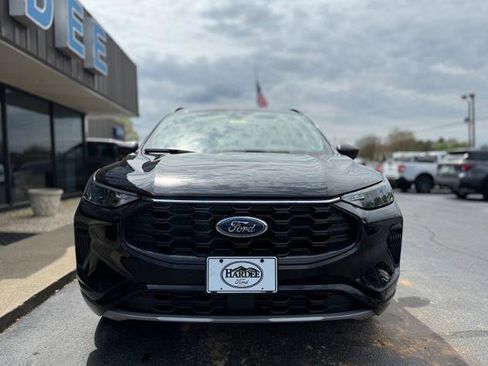 Certified 2024 Ford Escape ST-Line image 2