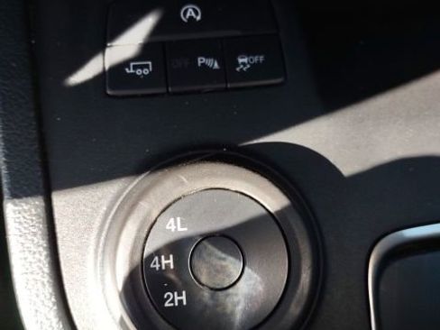 Used 2020 Ford Ranger XLT w/ Equipment Group 302A Luxury image 15