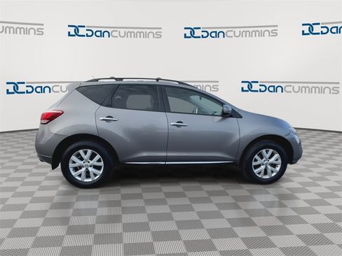 Used 2012 Nissan Murano SL w/ Navigation Pkg image 9