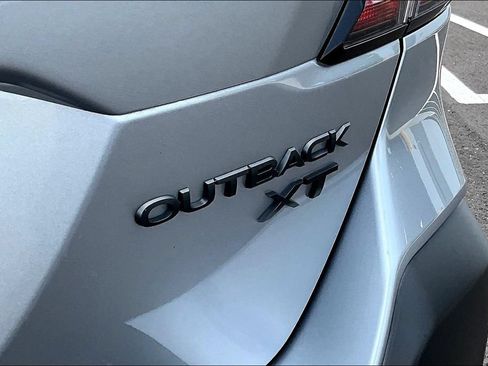 Used 2024 Subaru Outback Onyx Edition XT AWD/4WD image 21