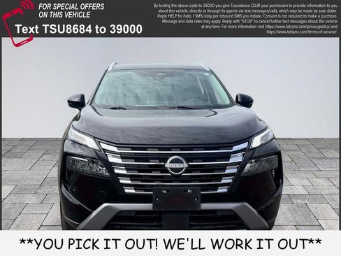 Used 2024 Nissan Rogue SL AWD/4WD image 2