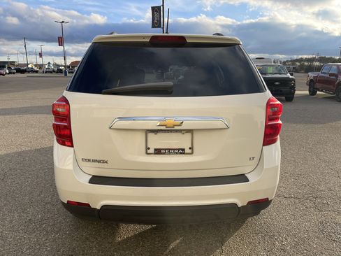 Used 2017 Chevrolet Equinox LT w/ Convenience Package image 5