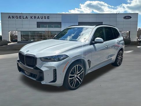 Used 2024 BMW X5 xDrive40i w/ Executive Package AWD/4WD image 3