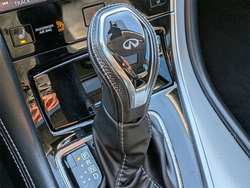 Used 2021 INFINITI Q50 Luxe w/ All Weather Package image 16