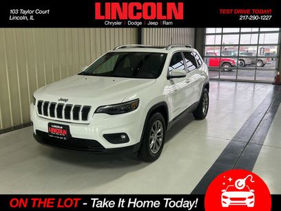 Used 2019 Jeep Cherokee Latitude Plus w/ Comfort/Convenience Group