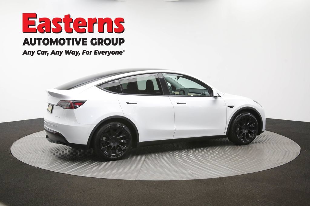 Used 2022 Tesla Model Y Long Range AWD/4WD image 36