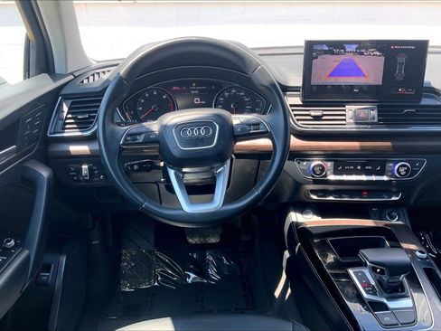 Used 2023 Audi Q5 2.0T Premium w/ Convenience Package AWD/4WD image 6