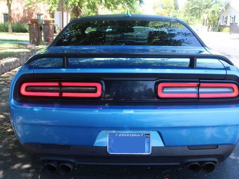Used 2016 Dodge Challenger R/T Scat Pack RWD image 5