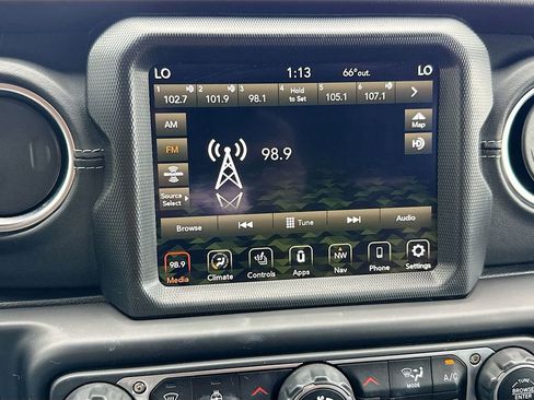 Used 2023 Jeep Wrangler Unlimited Sahara w/ Cold Weather Group image 15