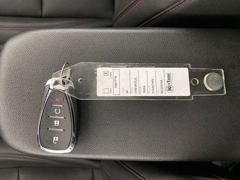 Certified 2024 Chevrolet Trax RS w/ Sunroof Package image 31