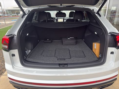 New 2026 Volkswagen Atlas Cross Sport SEL R-Line image 15