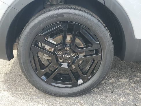 Certified 2024 Kia Telluride SX X-Line AWD/4WD image 5
