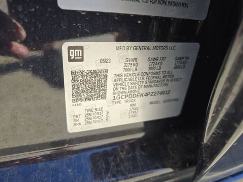 Used 2023 Chevrolet Silverado 1500 LT w/ Safety Package image 34