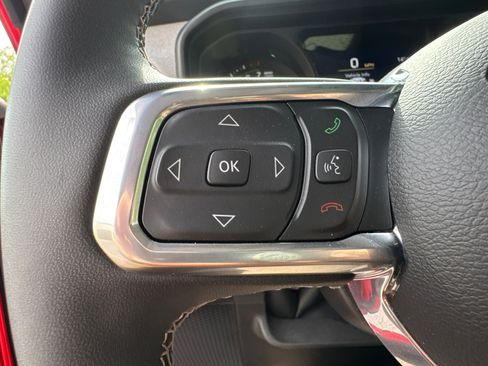 Used 2025 Jeep Wrangler Sahara w/ Safety Group image 30