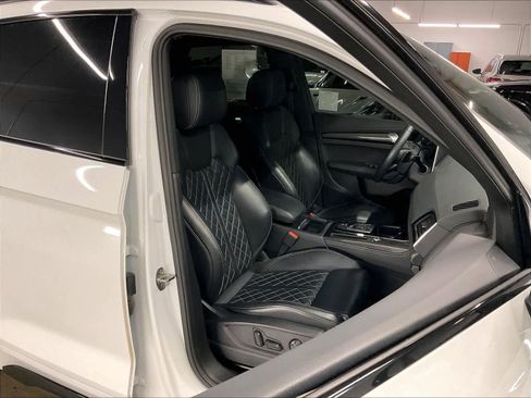 Certified 2023 Audi SQ5 Prestige w/ Prestige Package image 10