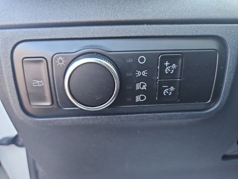 Used 2024 Ford Mustang EcoBoost image 13