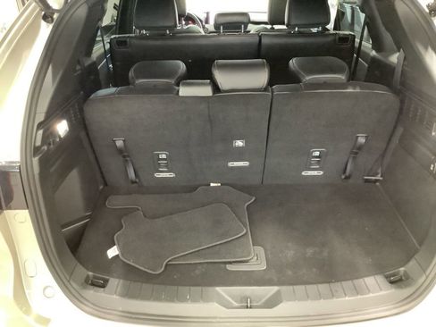 Certified 2025 MAZDA CX-90 3.3 Turbo S w/ Premium Package image 28