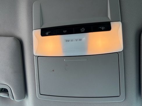 Used 2024 Nissan Altima 2.5 SV FWD image 43