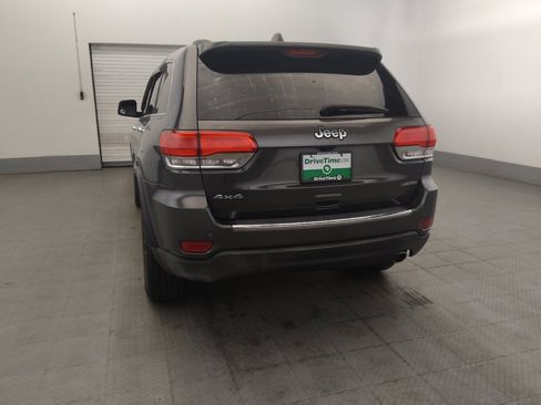 Used 2018 Jeep Grand Cherokee Limited AWD/4WD image 6