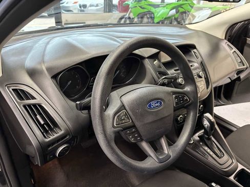 Used 2015 Ford Focus SE image 14