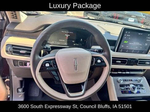 Used 2023 Lincoln Aviator Reserve w/ Equipment Group 201A RWD image 14