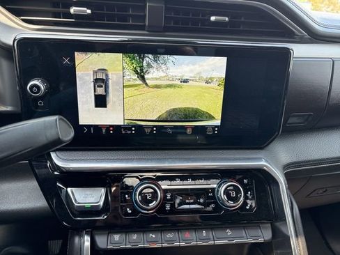 Used 2024 GMC Sierra 2500 Denali w/ Denali Reserve Package image 10