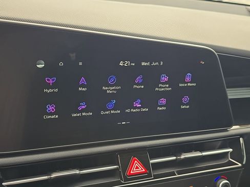 New 2026 Kia Niro EX FWD image 22