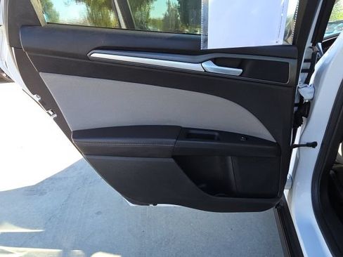Used 2013 Ford Fusion S FWD image 16