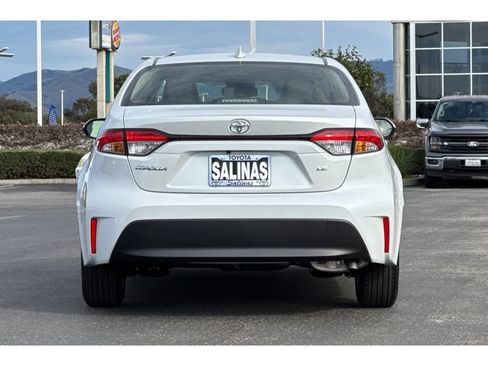Used 2026 Toyota Corolla LE w/ LE Premium Package FWD image 5