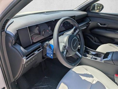 New 2026 Hyundai Santa Cruz SEL FWD image 3