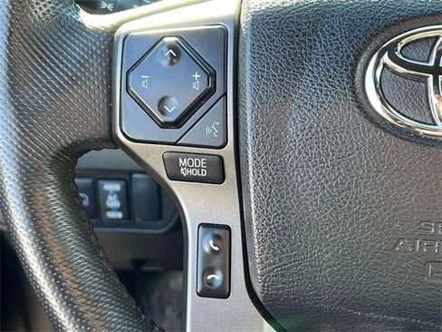 Certified 2023 Toyota Tacoma TRD Off-Road image 20