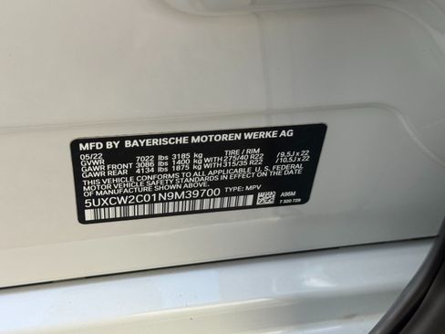 Used 2022 BMW X7 xDrive40i w/ M Sport Package AWD/4WD image 48