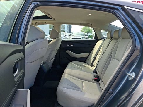 Used 2024 Honda Accord EX image 10
