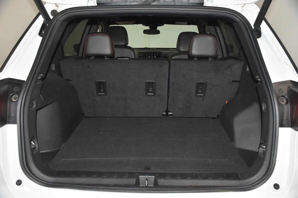 Used 2022 Chevrolet Equinox RS FWD image 31
