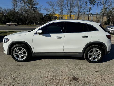 Used 2021 Mercedes-Benz GLA 250 w/ Premium Package image 8