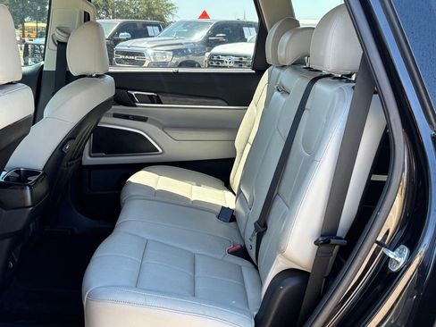 Used 2021 Kia Telluride EX AWD/4WD image 16