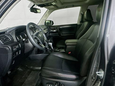 Used 2019 Toyota 4Runner TRD Off-Road Premium image 13