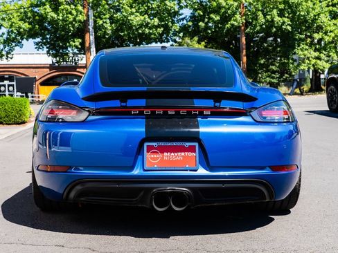 Used 2018 Porsche 718 Cayman RWD image 5