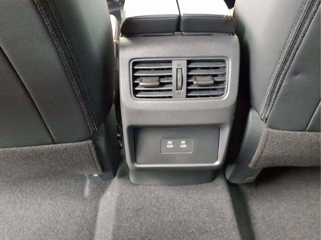 New 2026 Nissan Rogue SV AWD/4WD image 17