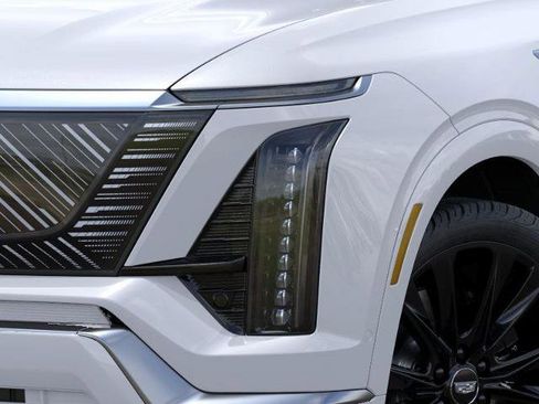 New 2026 Cadillac Vistiq Platinum image 10