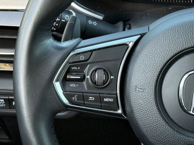 Certified 2025 Acura MDX w/ Technology Package FWD image 13