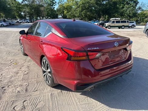 Used 2019 Nissan Altima 2.5 SR w/ SR Premium Package image 3